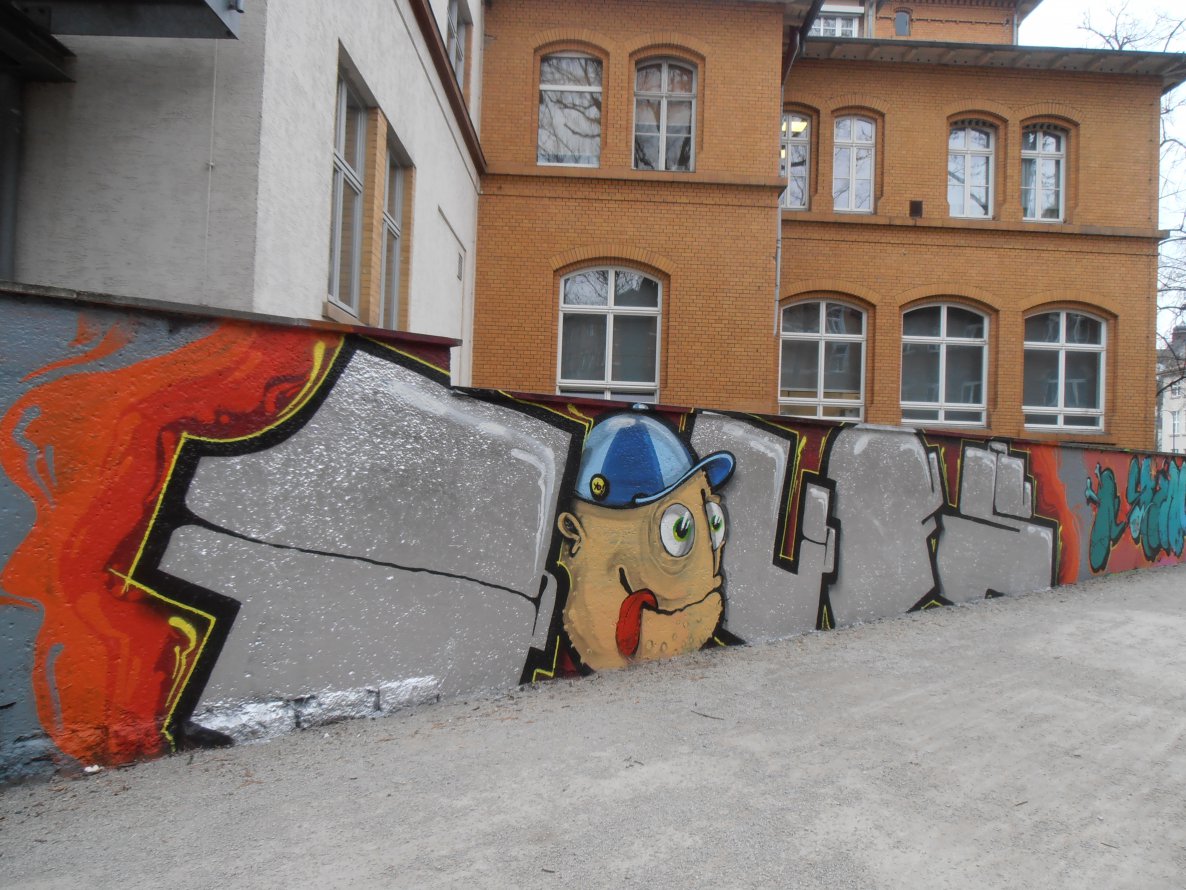 Graffiti Bombing in Jena - Photo by hainz107 - 10, uf (2014)