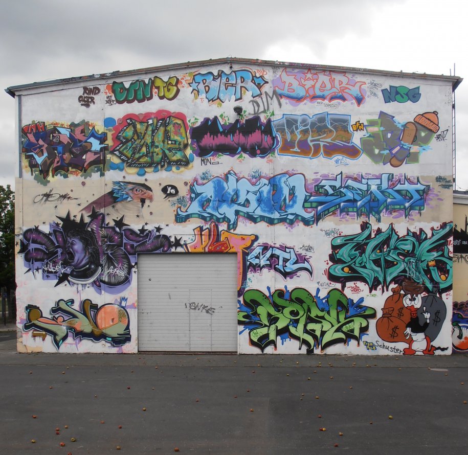 Graffiti Wall in Pößneck - Photo by hainz107 - retro, sork, hobz