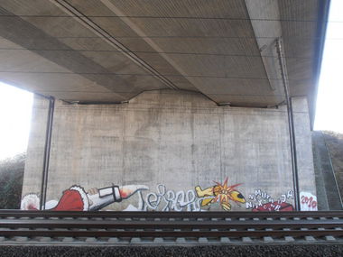 Graffiti Bombing in Leipzig - Photo by hainz107 - nbswe, mutant, buja