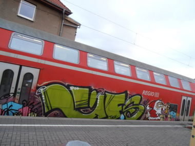 Graffiti Train - Photo by hainz107 - üf, üfs