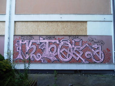 Graffiti Bombing in Jena - Photo by hainz107 - meteor, uno, unos