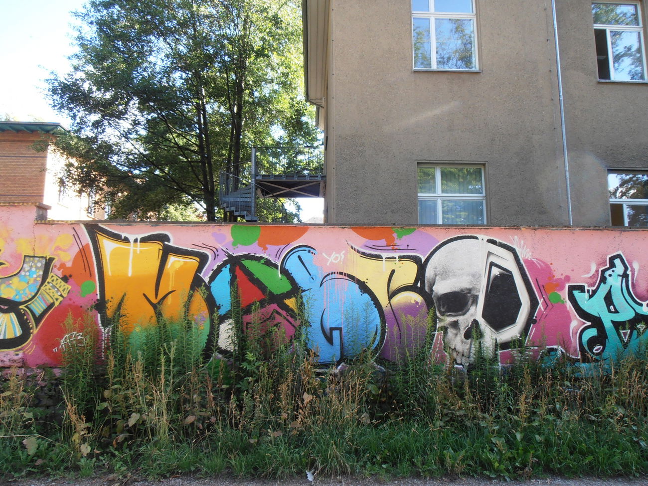 Graffiti Wall in Jena - Photo by hainz107