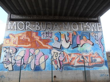 Graffiti Bombing in Leipzig - Photo by hainz107