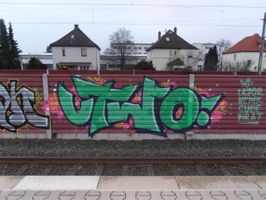 Graffiti Bombing in Frankfurt - Photo by hainz107