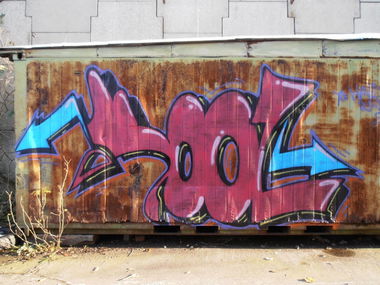 Graffiti Bombing in Gera - Photo by hainz107 - kool