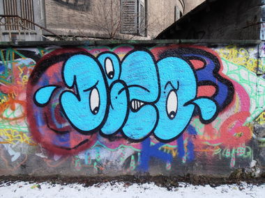 Graffiti Bombing in Jena - Photo by hainz107 - dezo