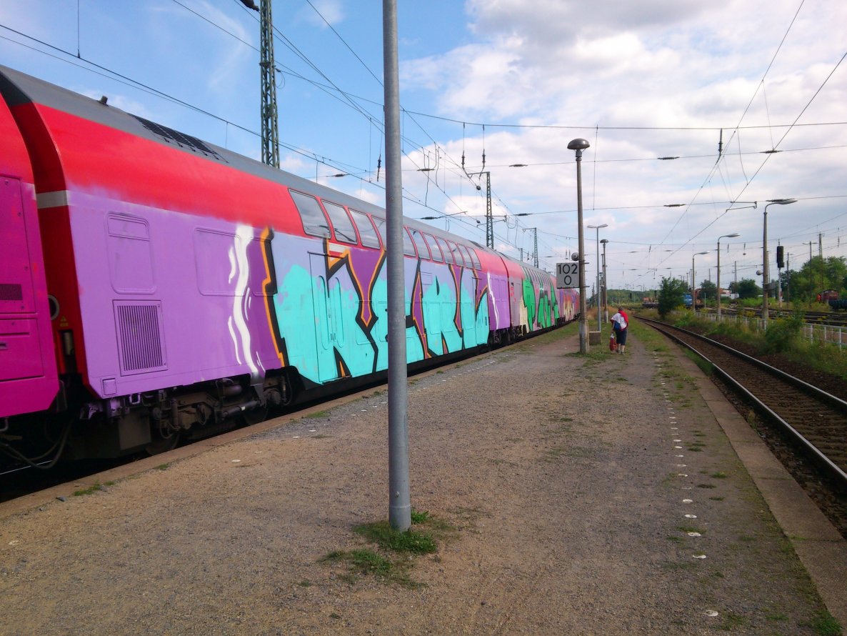 Graffiti Train in Dresden - Photo by hanswurst