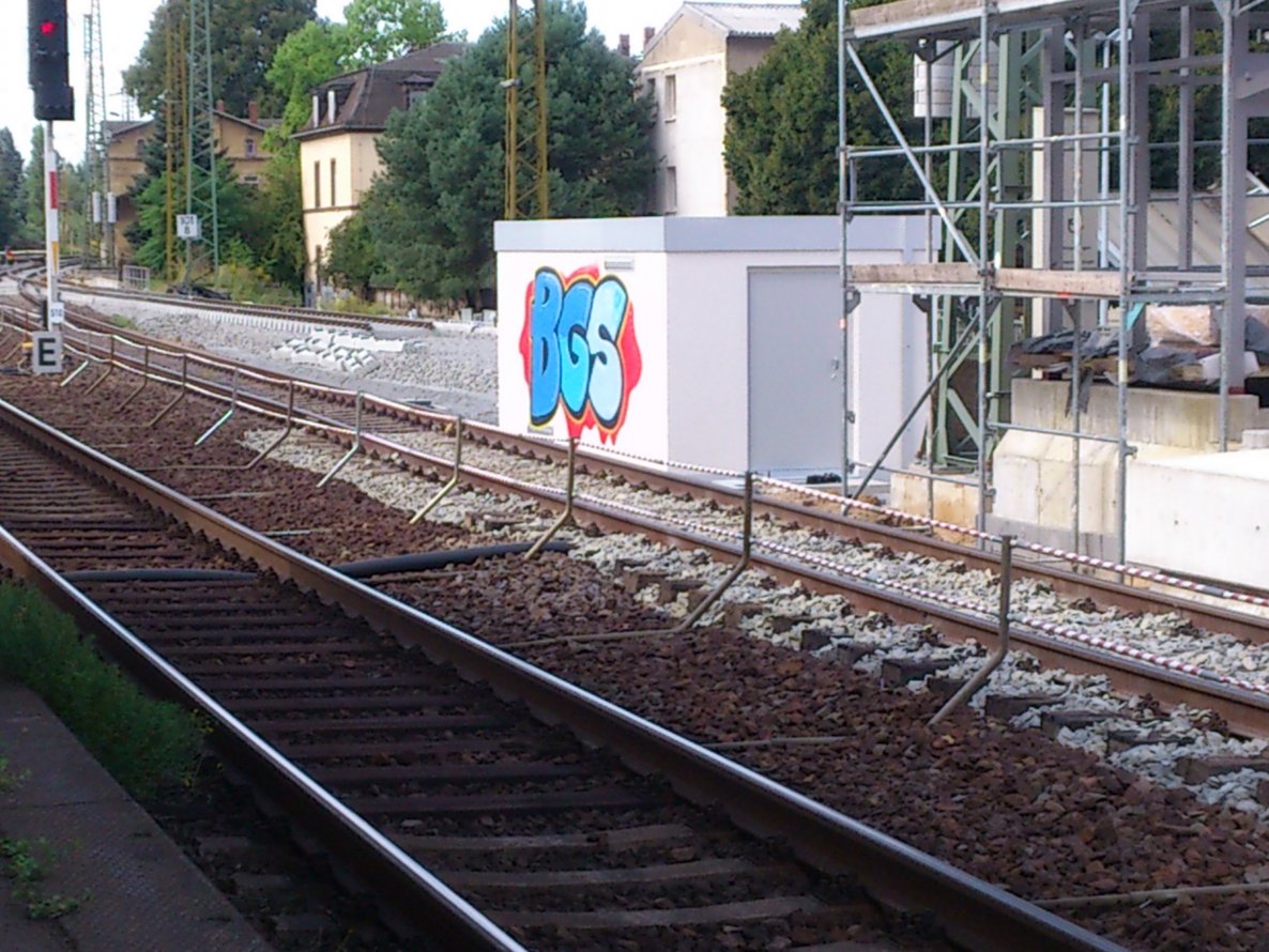 Graffiti Bombing in Dresden - Photo by hanswurst
