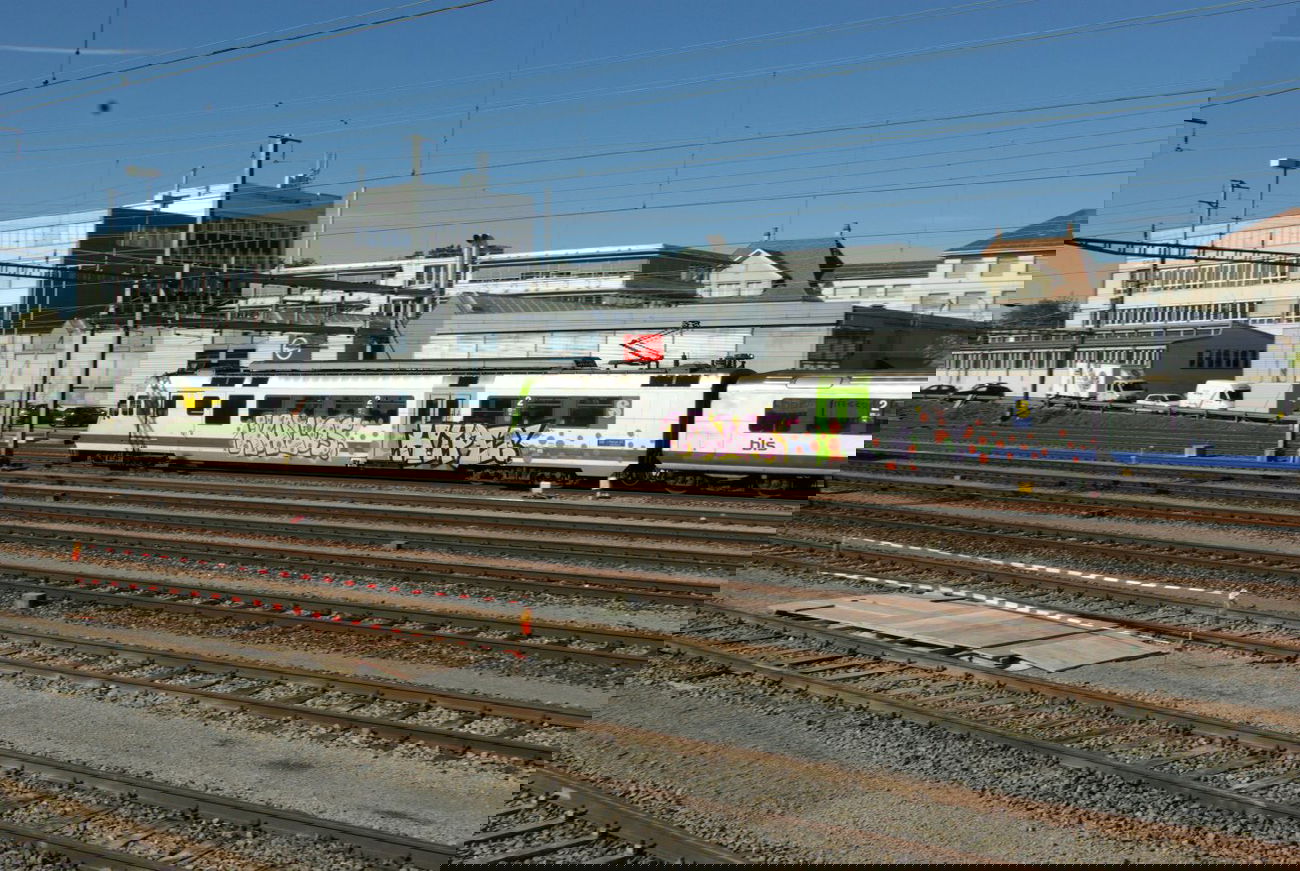 Graffiti Train in Berne - Photo by hanswurst