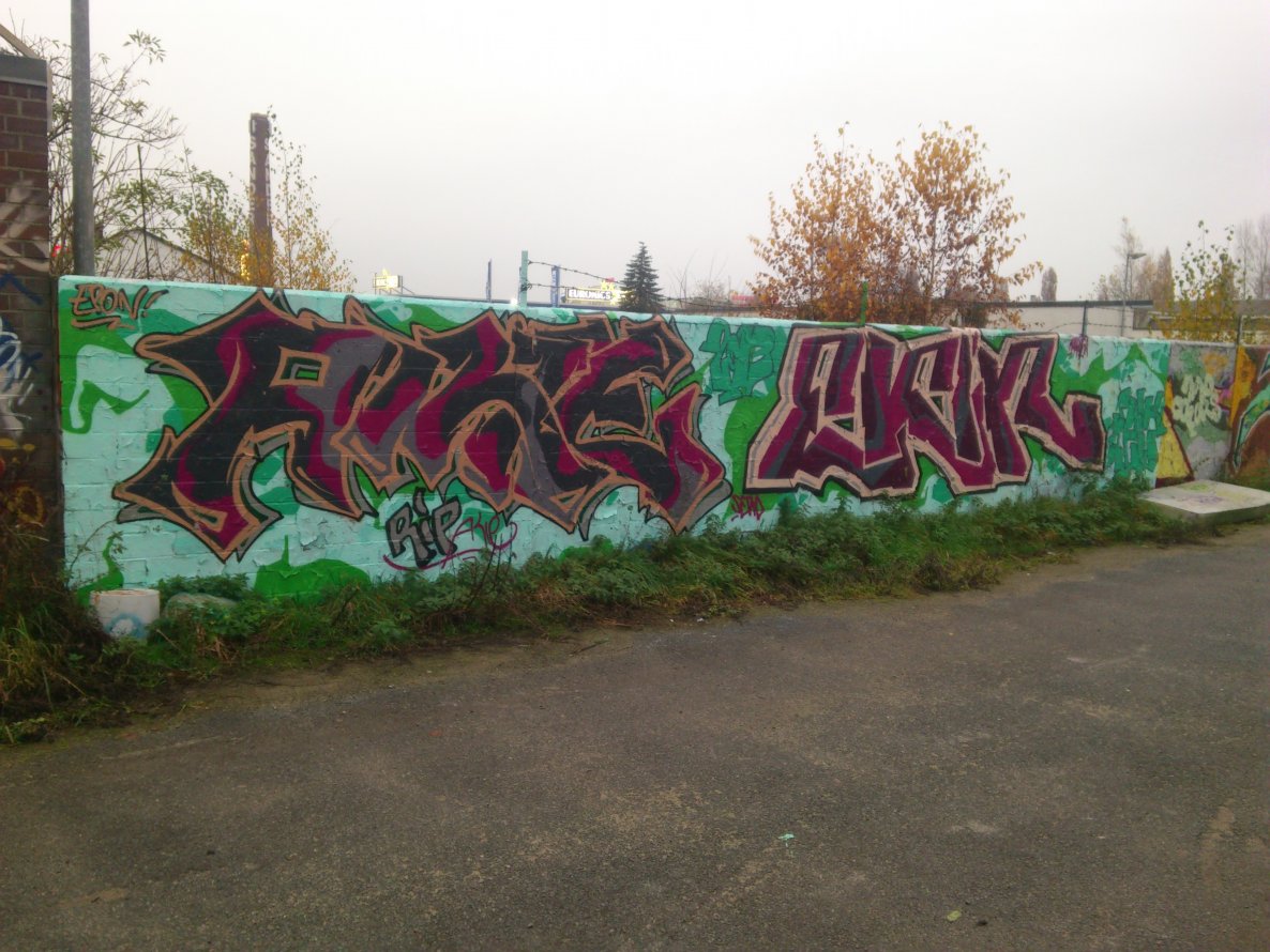 Graffiti Wall in Bremen - Photo by hanswurst