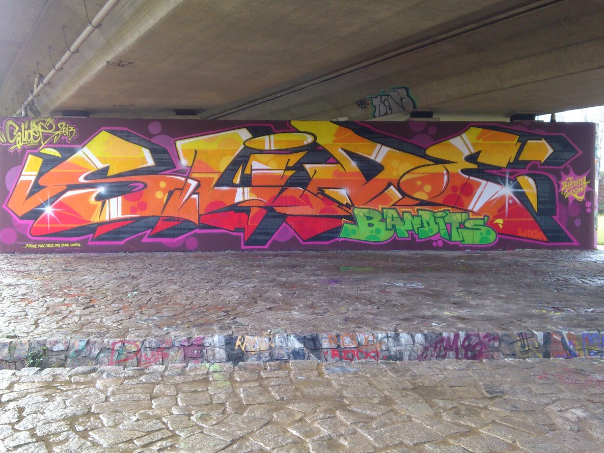 Graffiti Wall - Photo by hanswurst