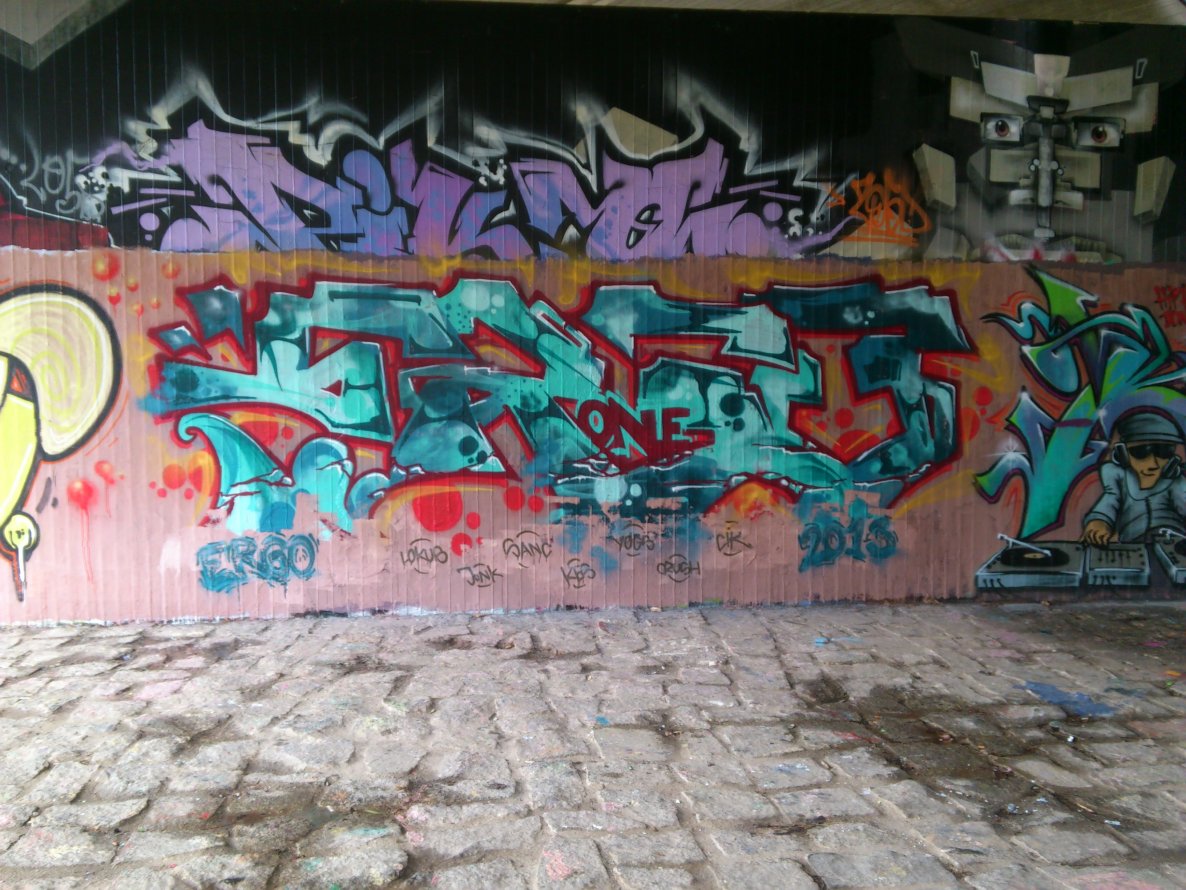 Graffiti Wall in Dresden - Photo by hanswurst