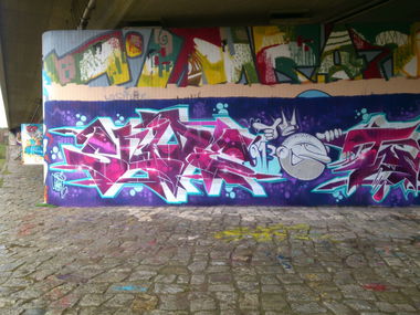 Graffiti Wall in Dresden - Photo by hanswurst