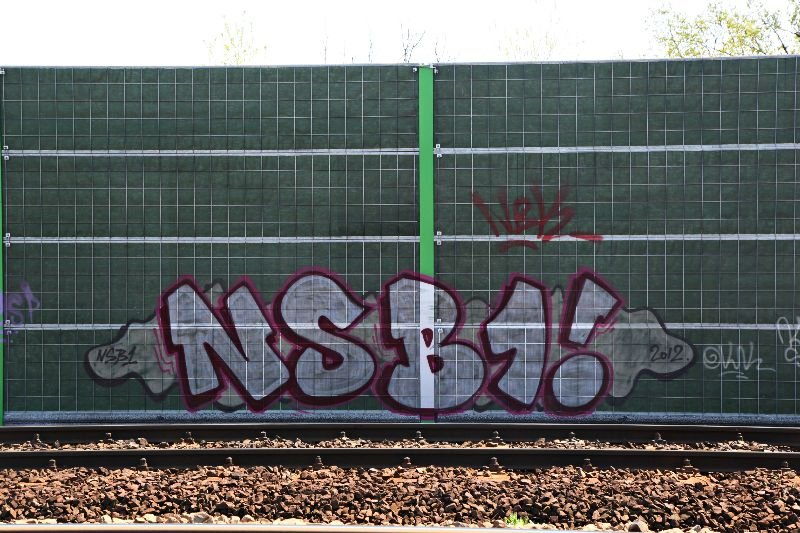Graffiti Bombing in Warsaw - Photo by hanzo122 - NS*B1 (2012)