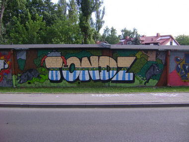 Graffiti Wall in Warsaw - Photo by hanzo122 - Merd, Tondz (2014)
