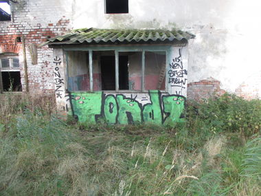 Graffiti Wall - Photo by hanzo122 - T.. (2017)