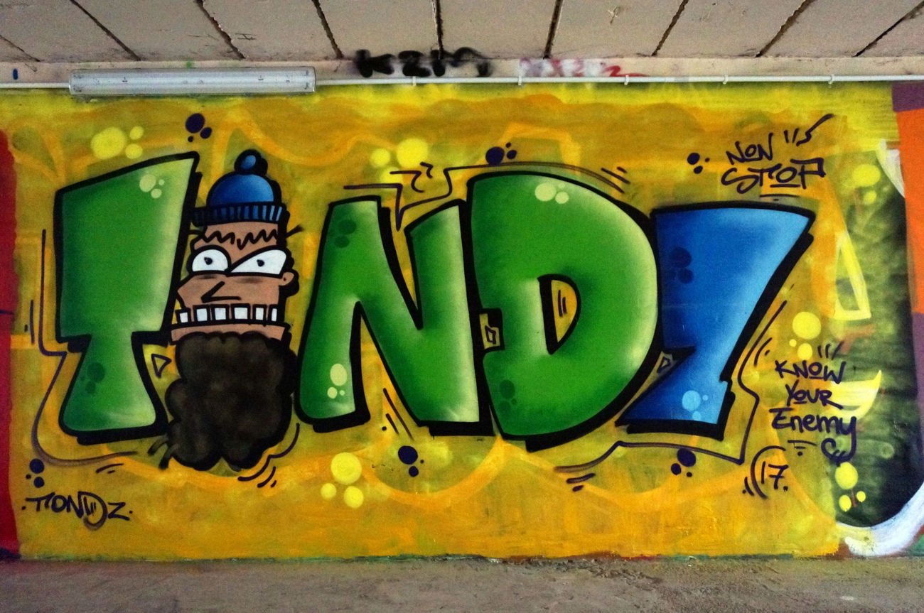 Graffiti Wall - Photo by hanzo122 - Tondz1 (2017)