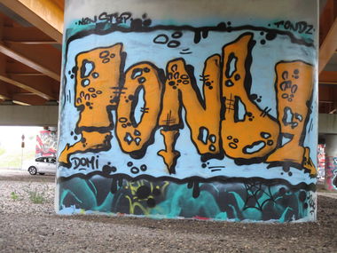 Graffiti Wall - Photo by hanzo122 - tondz (2016)