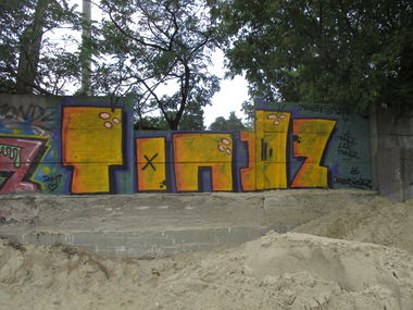 Graffiti Wall - Photo by hanzo122 - tondz (2017)