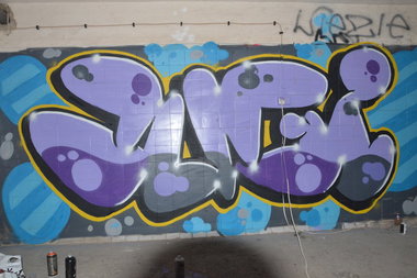 Graffiti Wall - Photo by hatenwd - jugi (2014)