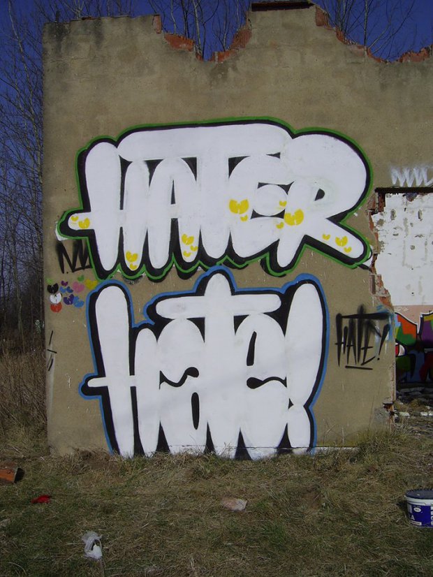 Graffiti Wall - Photo by hatenwd - Hater, Hate, Wu (2014)