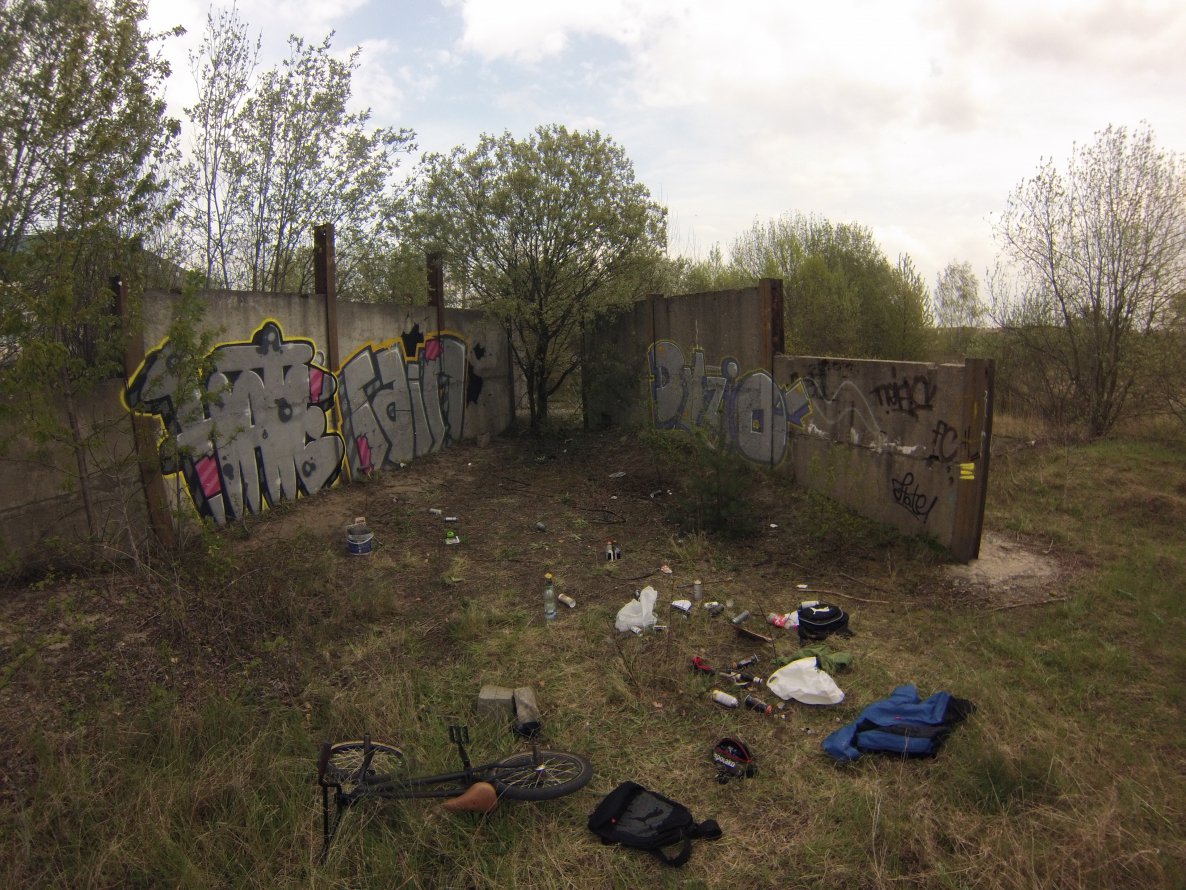 Graffiti Wall - Photo by hatenwd