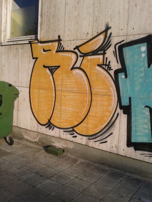 Graffiti Wall - Photo by haze13 - Riso (2014)