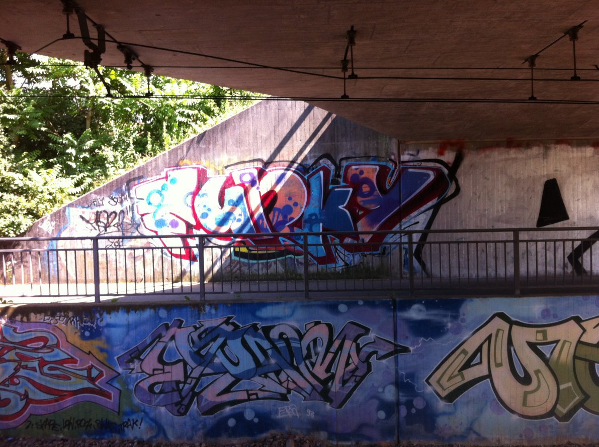Graffiti Wall - Photo by haze13