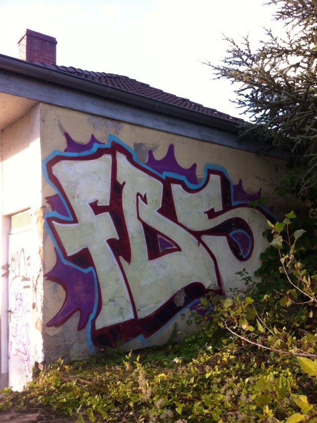 Graffiti Wall - Photo by haze13 - Fbs