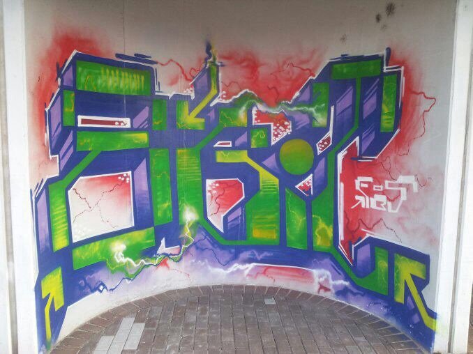 Graffiti Wall - Photo by haze13 - 8bit