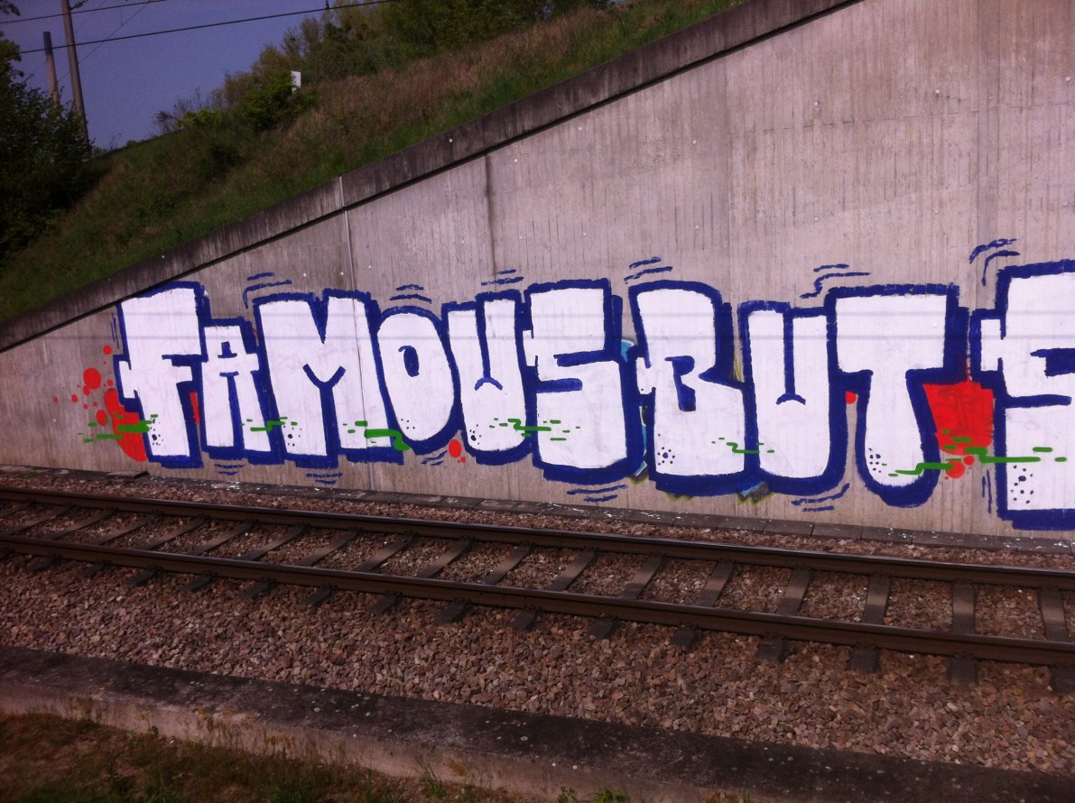 Graffiti Wall - Photo by haze13 - Kelo (2014)