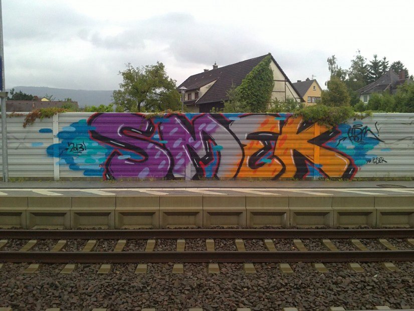 Graffiti Wall - Photo by haze13 - Smek, kbm