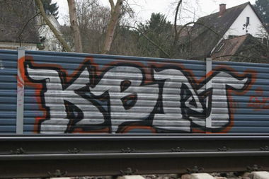 Graffiti Wall - Photo by haze13 - Kbm