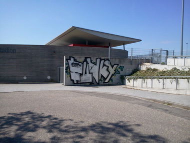 Graffiti Bombing - Photo by haze13 - Funky