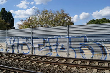 Graffiti Bombing - Photo by haze13 - Ksc, Fbs