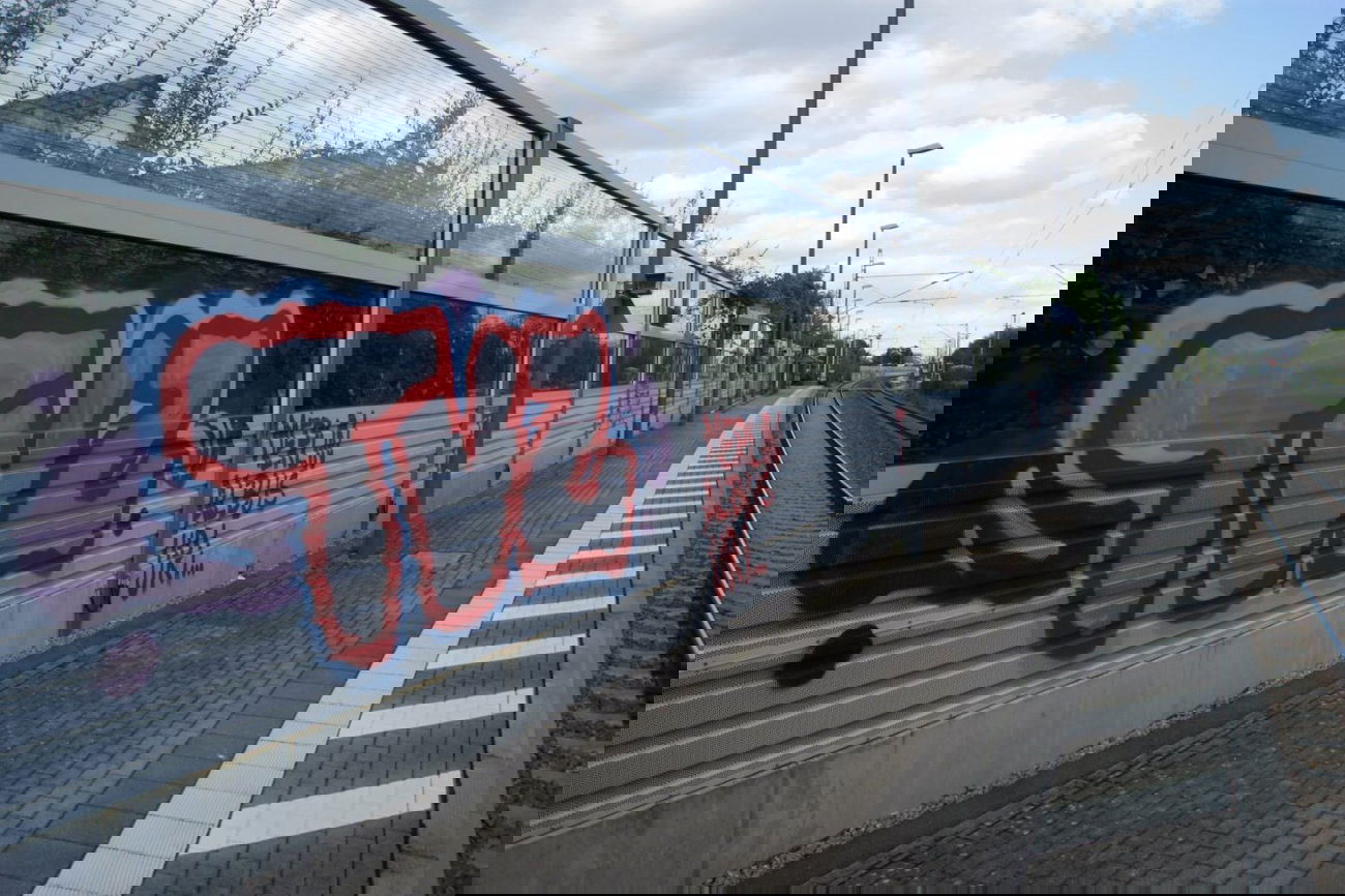 Graffiti Wall - Photo by haze13 - Tvz