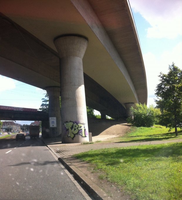 Graffiti Wall - Photo by haze13 - Fbs (2014)