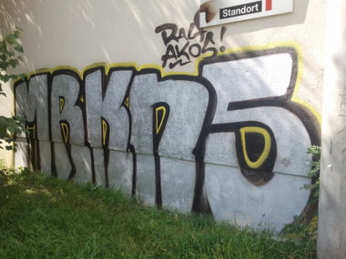 Graffiti Bombing - Photo by headbutters - MRKNS (2013)