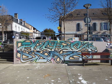 Graffiti Wall in Tarbes - Photo by heaks65 - 65ERS, Tarbes, heaks65 (2016)