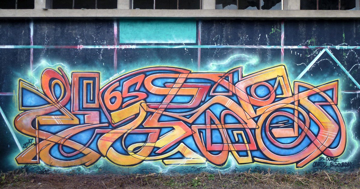 Graffiti Wall in Bagneres de bigorre - Photo by heaks65 - Wildstyle, hiks, 65ERS (2017)