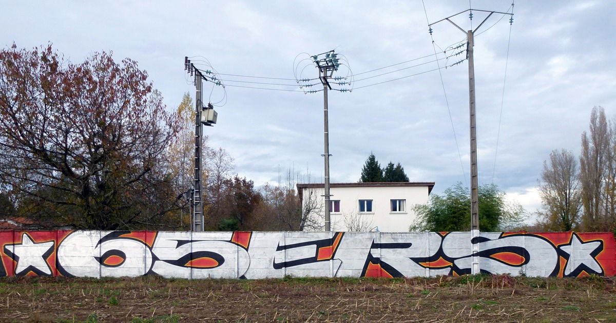 Graffiti Wall in Tarbes - Photo by heaks65 - 65ERS, Block, Chrome (2016)
