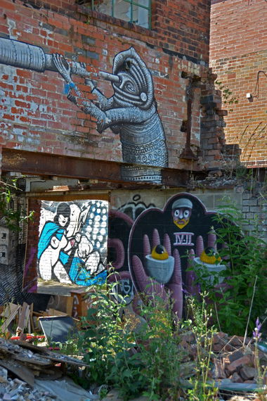 Graffiti Street Art - Photo by hedley