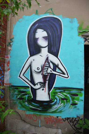 Graffiti Street Art in Sheffield - Photo by hedley - colorquix (2013)