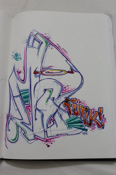 Graffiti Sketch in Vietnam - Photo by heffernan - Mad, funk, rowd (2014)