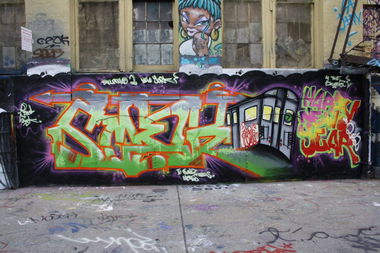 Graffiti Wall in United States - Photo by heffernan - Smek, rowd, meresone (2012)