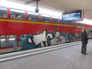 Graffiti Train - Photo by heisenberch