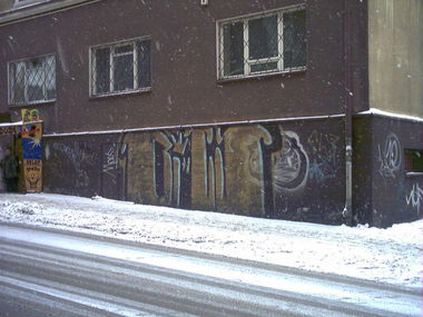 Graffiti Bombing - Photo by hejkumkejkum