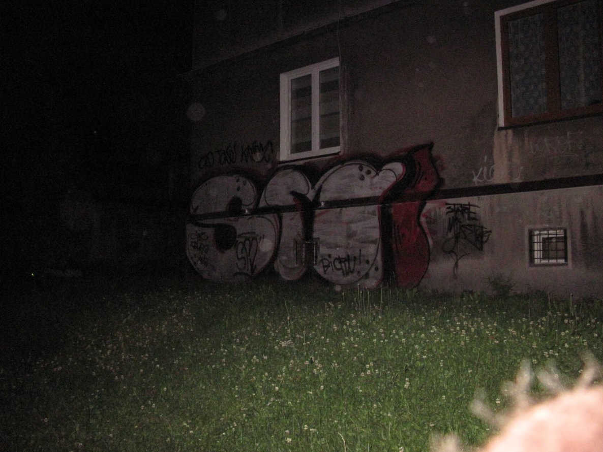 Graffiti Wall - Photo by hejkumkejkum - BISM, CILZ, IXOT (2014)