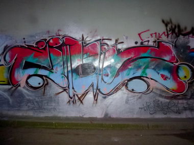 Graffiti Wall - Photo by hejkumkejkum - ciluz (2014)