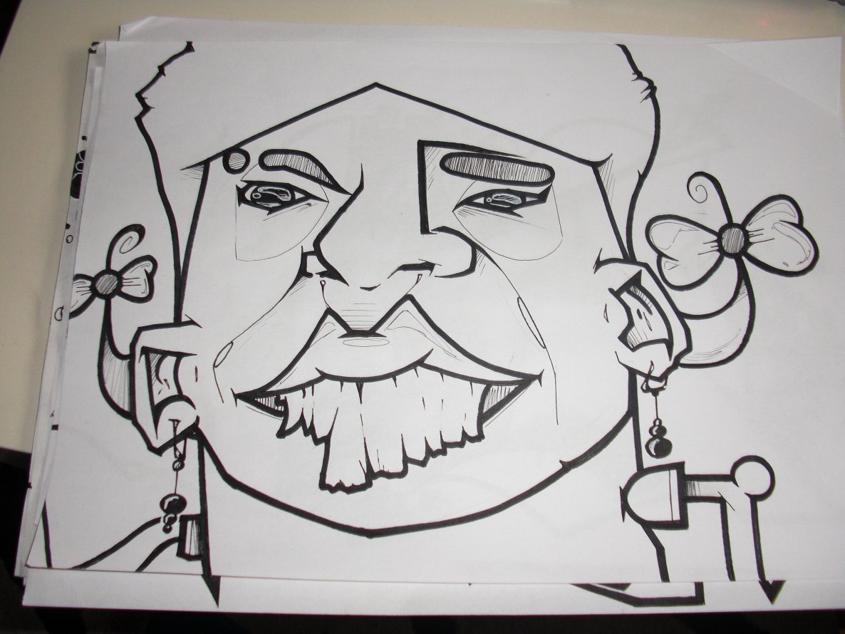 Graffiti Sketch - Photo by heka - amiq, heidi, die (2013)